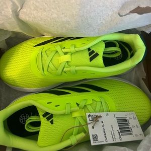 Kids adidas sneaker size 4 neon yellow